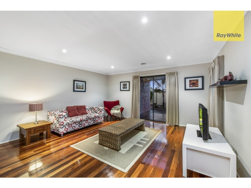 14 Margaret Place, Taylors Hill VIC 3037