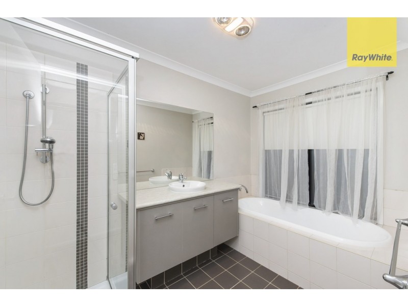 14 Margaret Place, Taylors Hill VIC 3037
