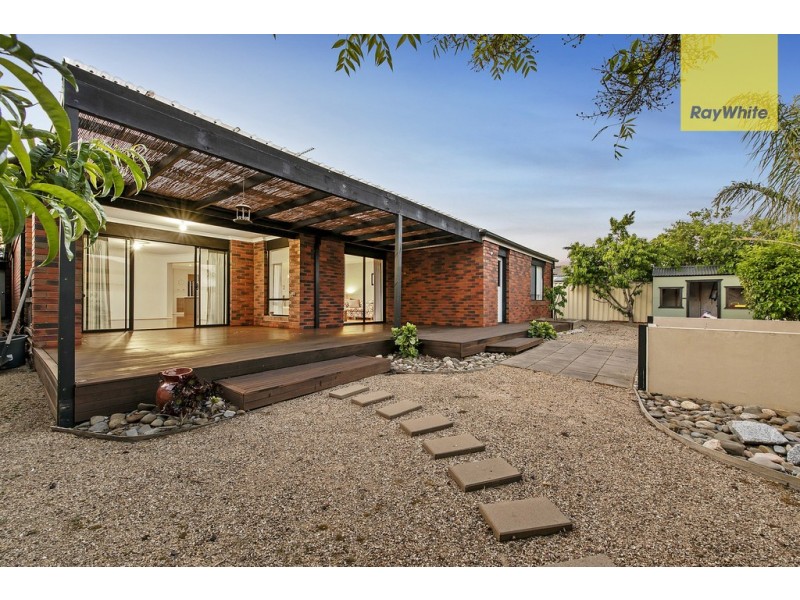 14 Margaret Place, Taylors Hill VIC 3037