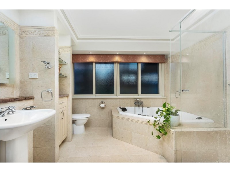 979 Old Calder Hwy, Keilor VIC 3036