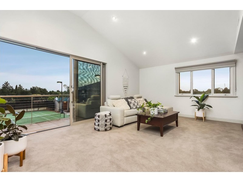 979 Old Calder Hwy, Keilor VIC 3036