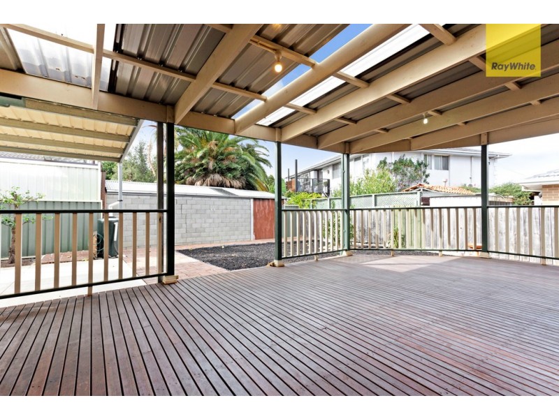 10 Edgeware Close, Kealba VIC 3021