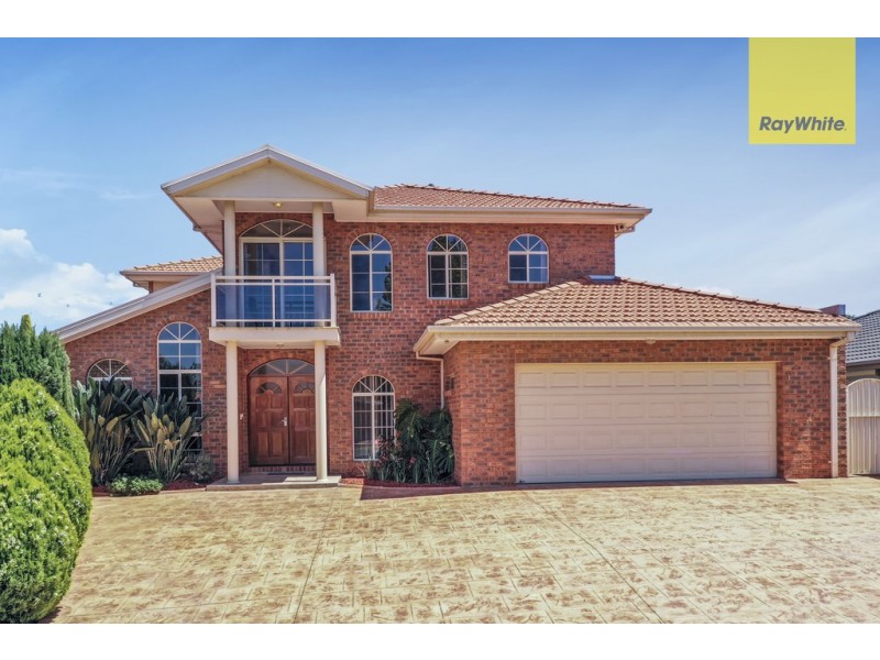 19 Muirs Court, Taylors Lakes VIC 3038