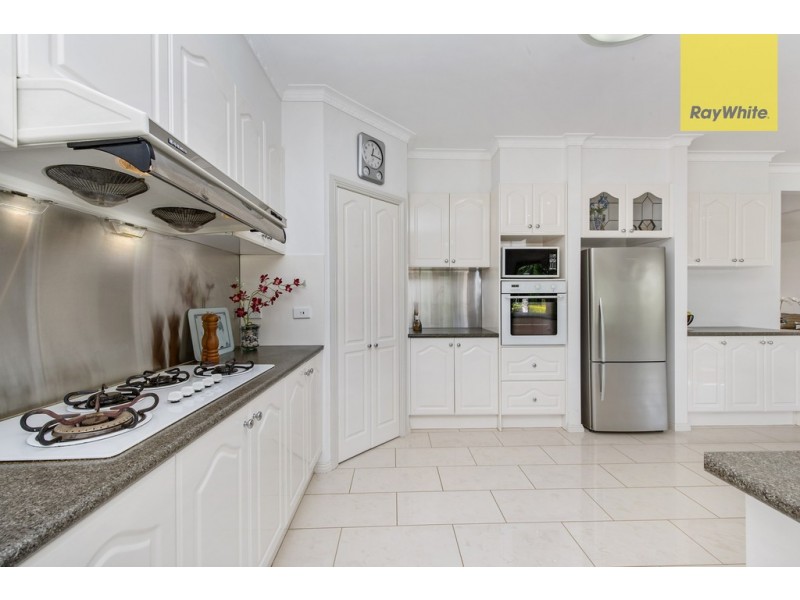 19 Muirs Court, Taylors Lakes VIC 3038