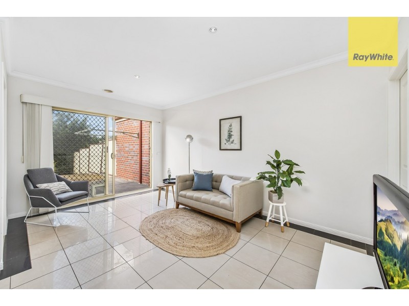 2B Orchid Square, Sydenham VIC 3037