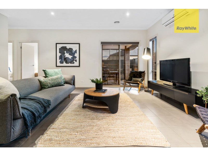 7 Devonport Court, Taylors Hill VIC 3037