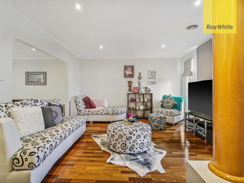 79 Delbridge Drive, Sydenham VIC 3037