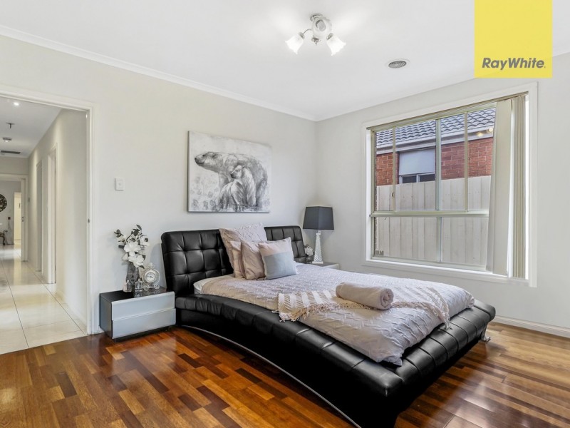 79 Delbridge Drive, Sydenham VIC 3037