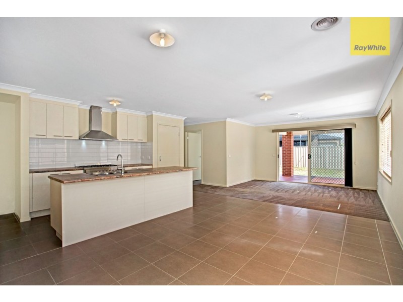 40 Beattys Road, Hillside VIC 3037