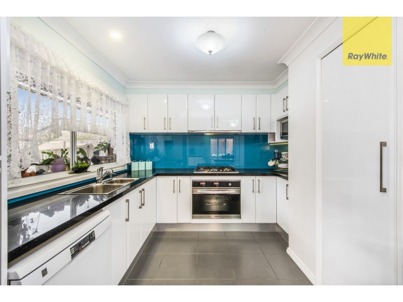 1/2 Serrata Court, Hillside VIC 3037