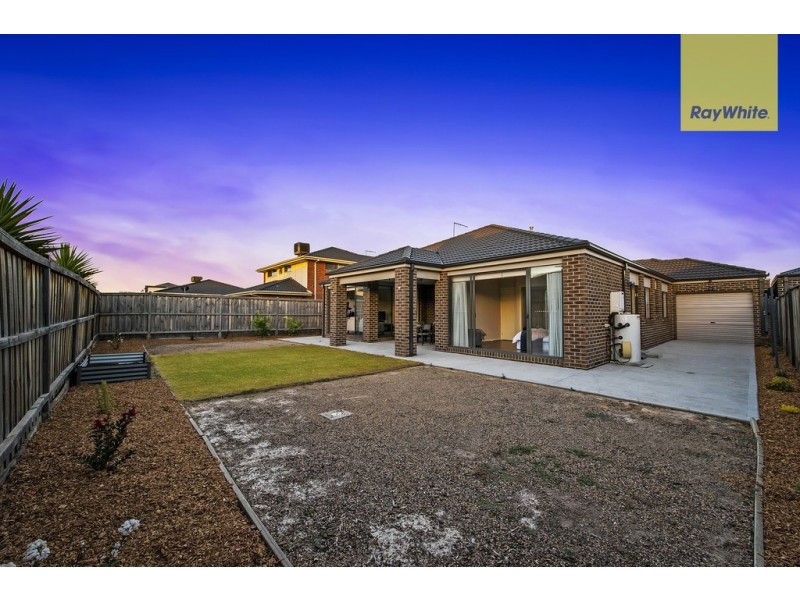 12 Balerno Way, Taylors Hill VIC 3037