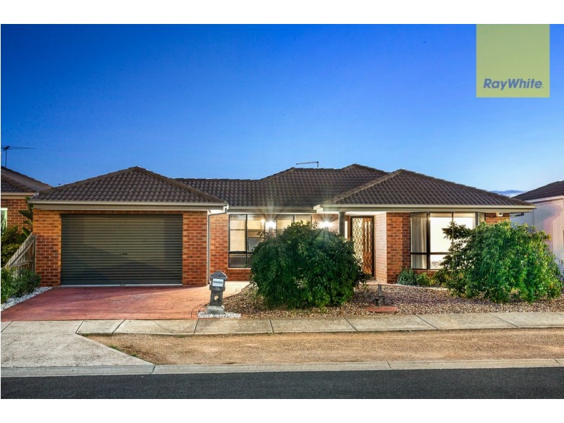 26 Mankina Circuit, Delahey VIC 3037