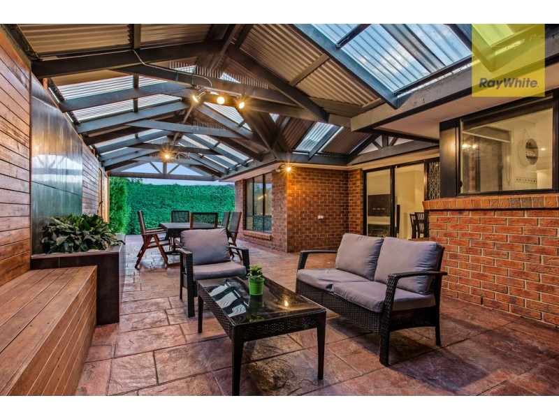 26 Mankina Circuit, Delahey VIC 3037