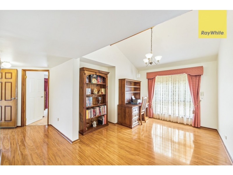 4 St Warden Court, Keilor Downs VIC 3038