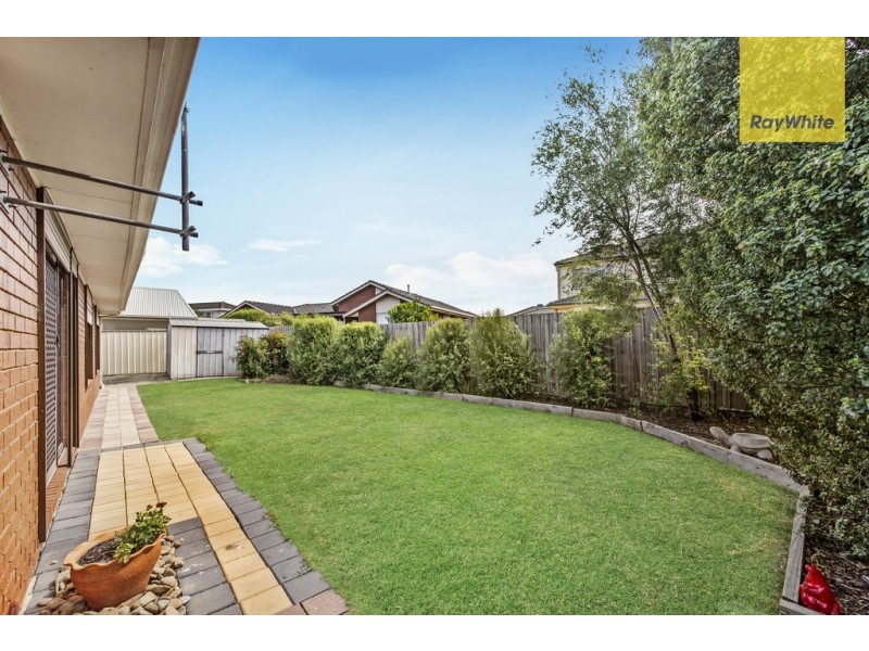 4 St Warden Court, Keilor Downs VIC 3038