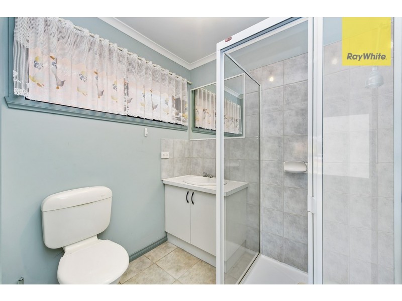 6 Mankina Circuit, Delahey VIC 3037