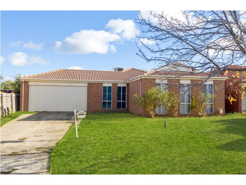 13 Sainsbury Avenue, Hillside VIC 3037