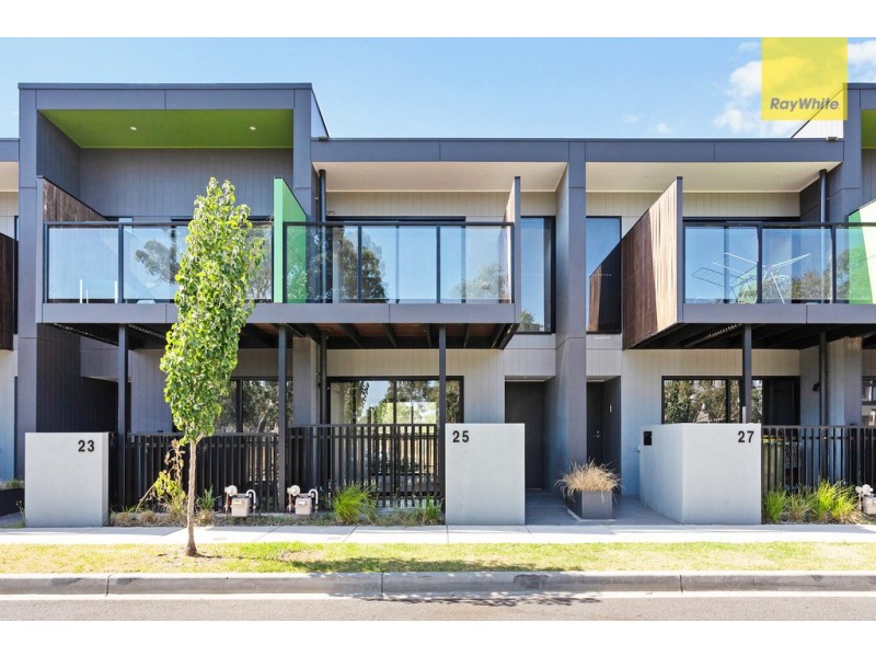 25 Albany Road, Mill Park VIC 3082