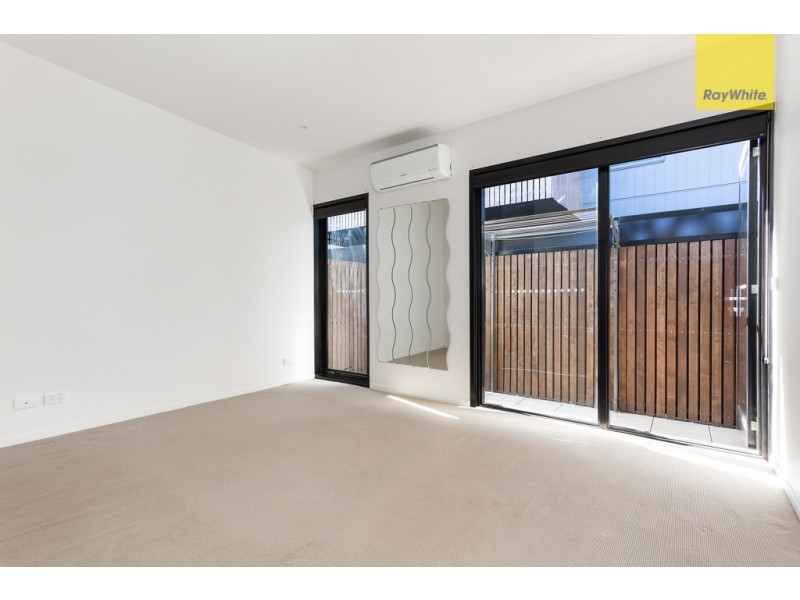25 Albany Road, Mill Park VIC 3082