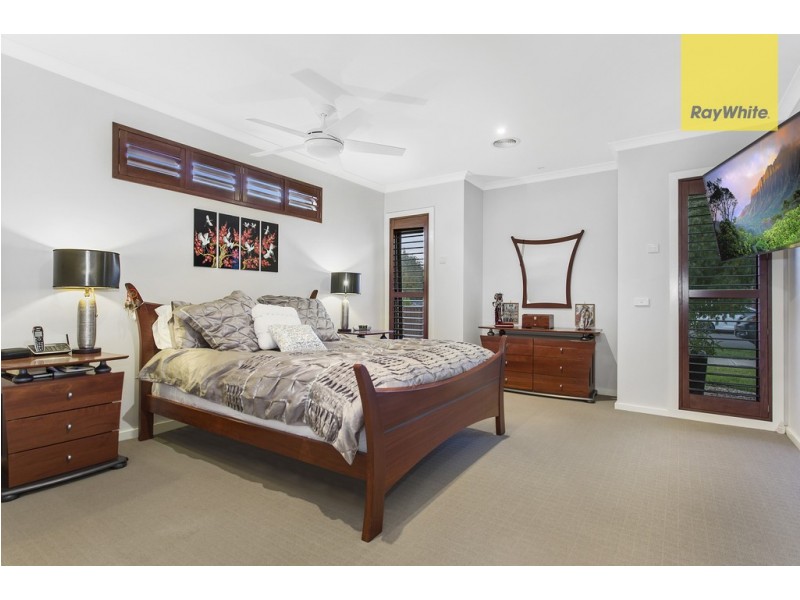 9 The Esplanade, Taylors Hill VIC 3037