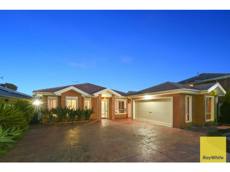 7 Nepean Way, Taylors Hill VIC 3037