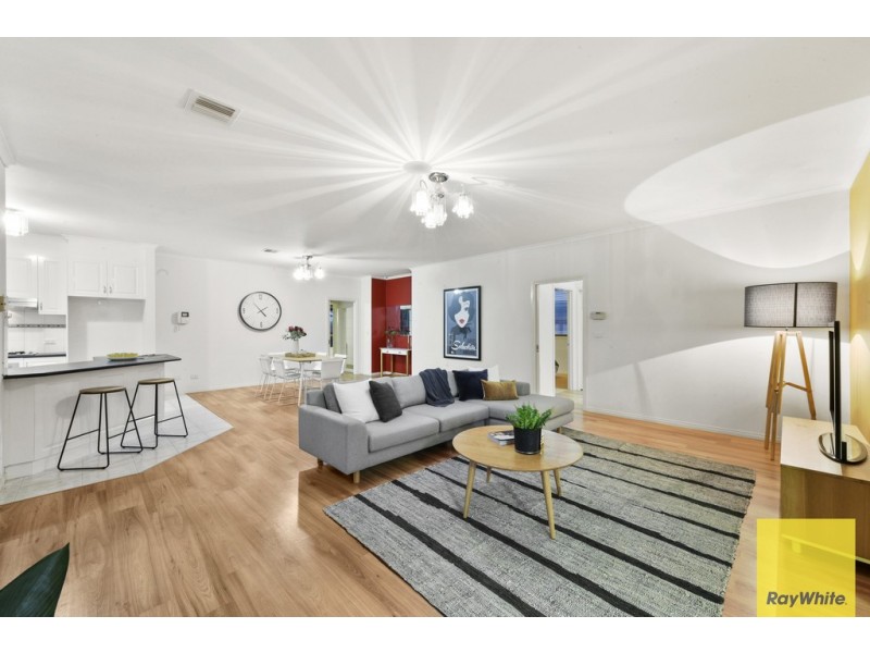 7 Nepean Way, Taylors Hill VIC 3037