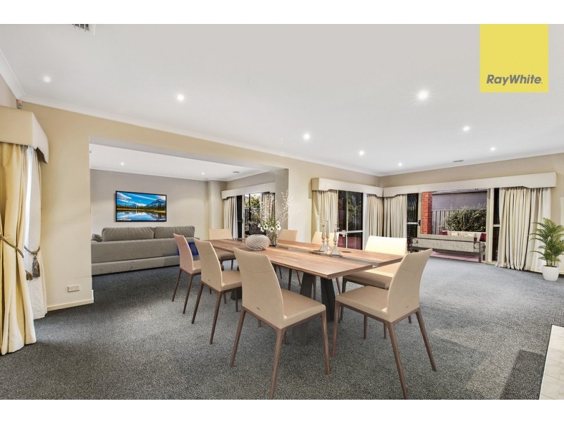 3 Caledonian Crescent, Hillside VIC 3037