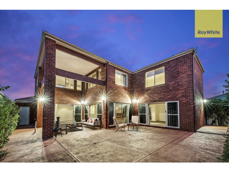 3 Caledonian Crescent, Hillside VIC 3037