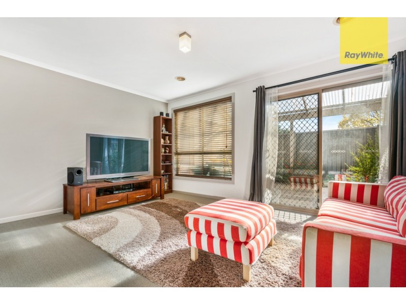 2/53 Victoria Road, Sydenham VIC 3037