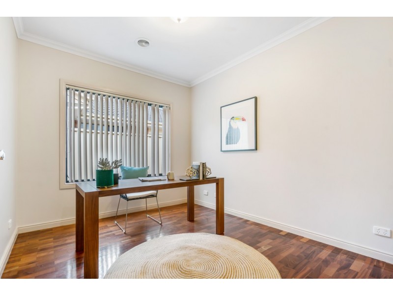 12 Buchan Court, Taylors Hill VIC 3037