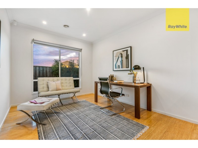 3 Shadforth Close, Taylors Hill VIC 3037
