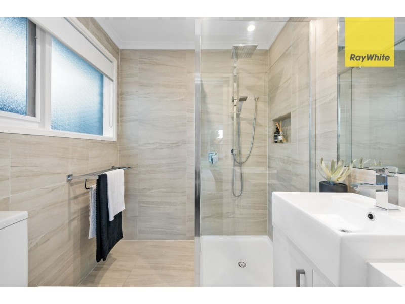 20 Lady Nelson Way, Taylors Lakes VIC 3038