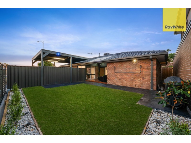 20 Lady Nelson Way, Taylors Lakes VIC 3038