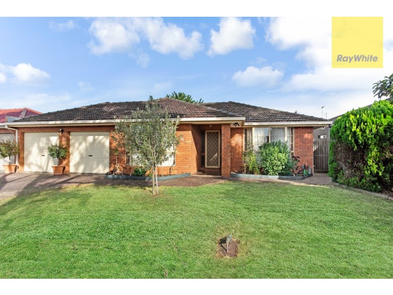 111 Parmelia Drive, Taylors Lakes VIC 3038