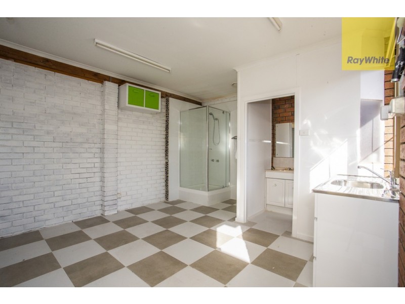 111 Parmelia Drive, Taylors Lakes VIC 3038