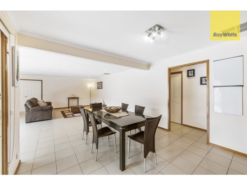 95 Delbridge Drive, Sydenham VIC 3037