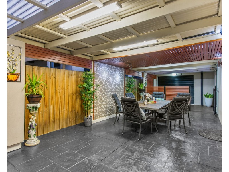 71 Catherine Drive, Hillside VIC 3037