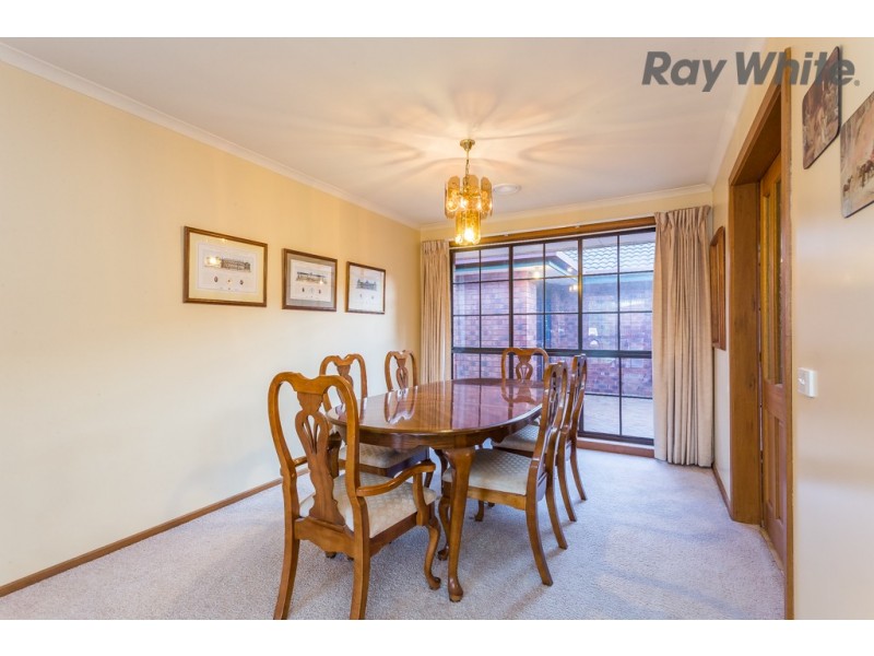 16 Constellation Court, Taylors Lakes VIC 3038