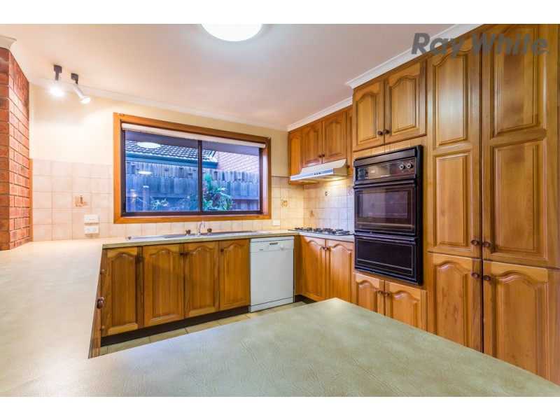 16 Constellation Court, Taylors Lakes VIC 3038