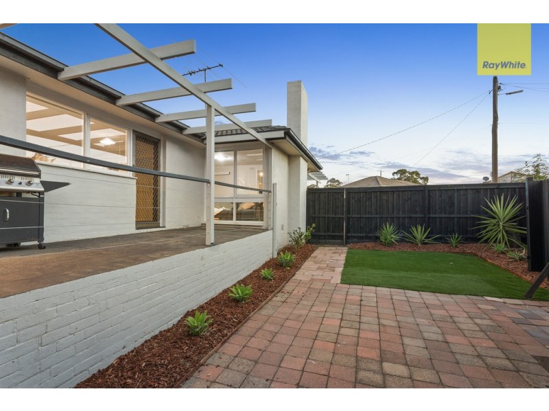 5 Cook Court, Sunbury VIC 3429