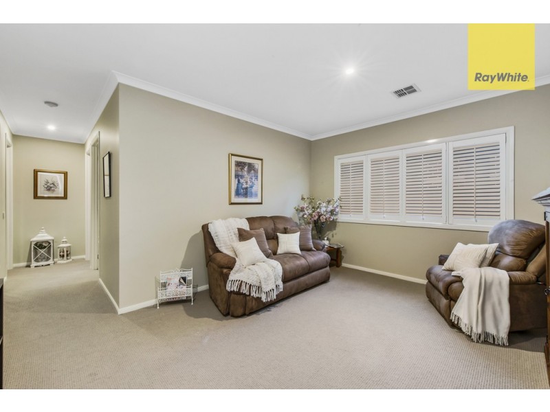 16 Kinetic Avenue, Hillside VIC 3037