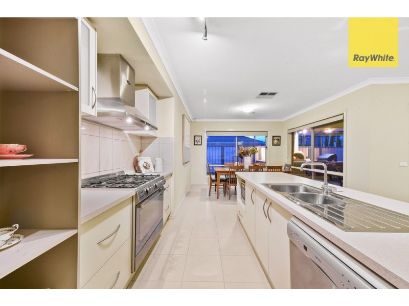 7 Margaret Place, Taylors Hill VIC 3037