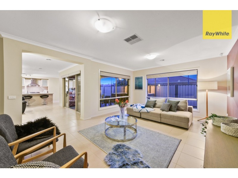 7 Margaret Place, Taylors Hill VIC 3037