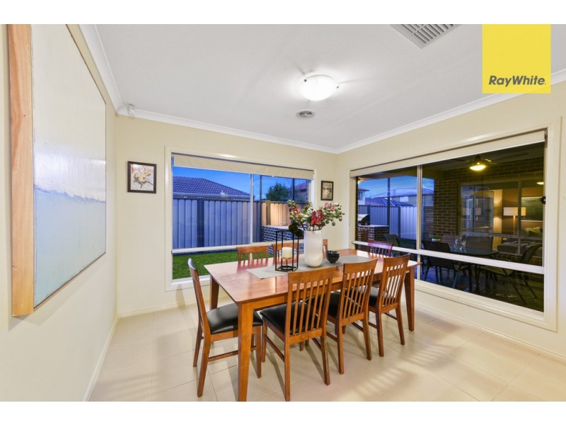 7 Margaret Place, Taylors Hill VIC 3037