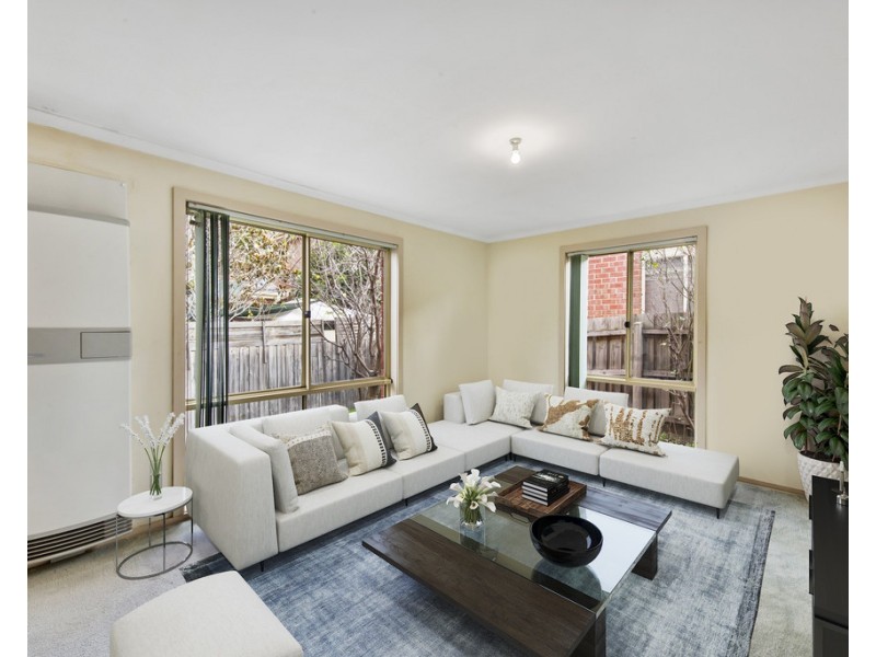 6 Village Avenue, Taylors Lakes VIC 3038