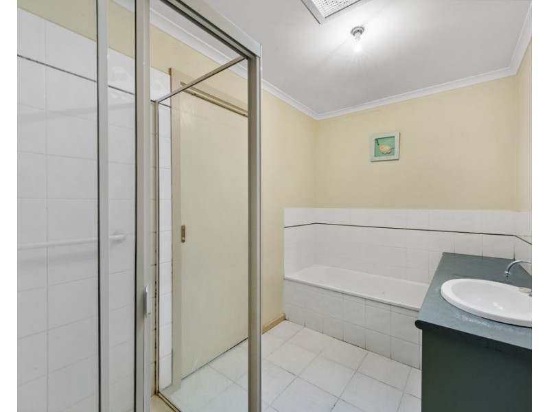 6 Village Avenue, Taylors Lakes VIC 3038