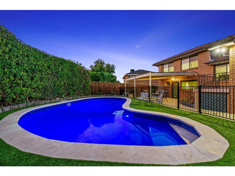 9 Maple Court, Keilor VIC 3036