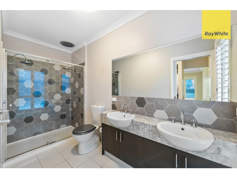 18 Kinetic Drive, Hillside VIC 3037