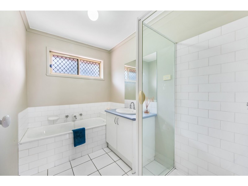 52 Hannah Avenue, Hillside VIC 3037