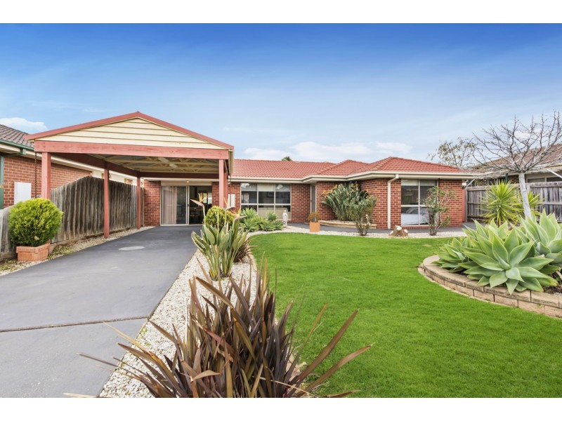 1 Lily Drive, Sydenham VIC 3037